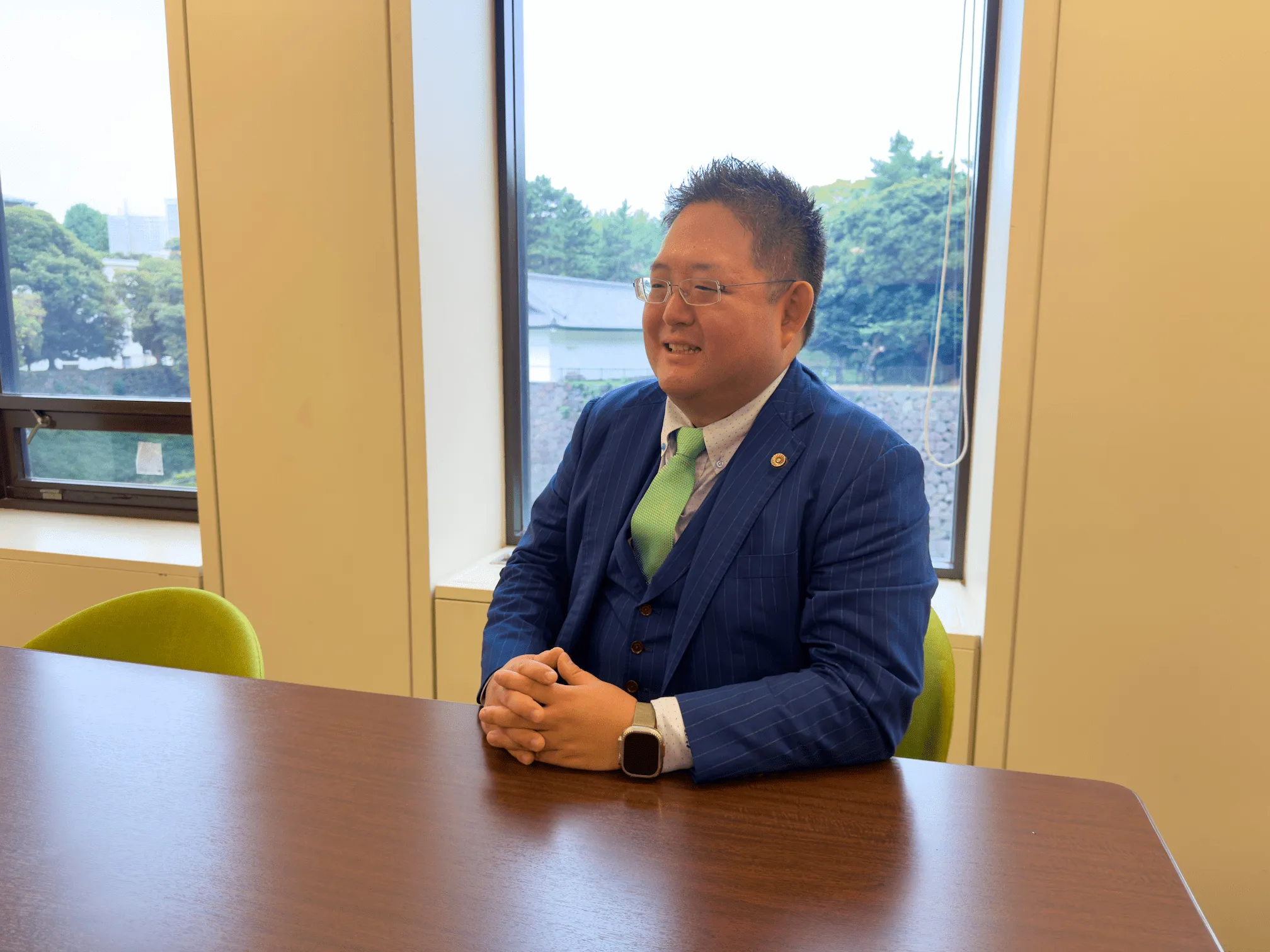 稲村 宥人弁護士のインタビュー風景